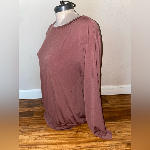 Brigitte Brianna Easy Day Top - Picture 4 of 7